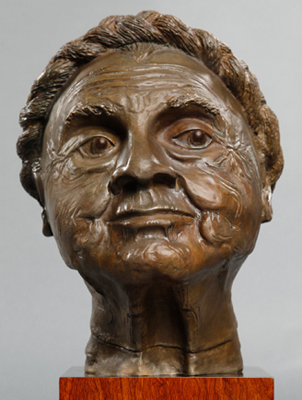Realistic bronze statue of old woman revealing her mood of resignation